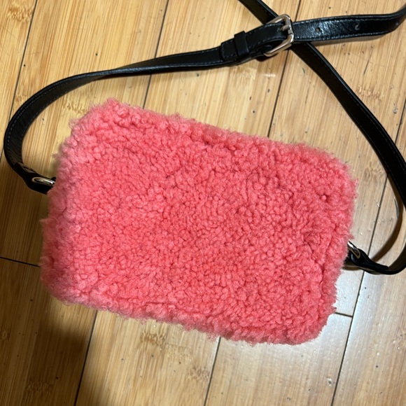 ❤️Sandro Hot Pink Shearling Aida Crossbody Bag OS - Picture 2 of 11